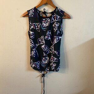 INSIGHT XS (SIZE 2) BLACK SLEEVELESS TOP WITH 2 DRAWSTRINGS AT BACK/SWIM FASHION